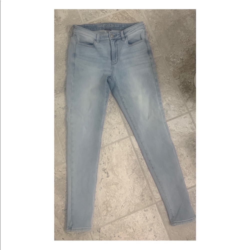 Light wash jeans